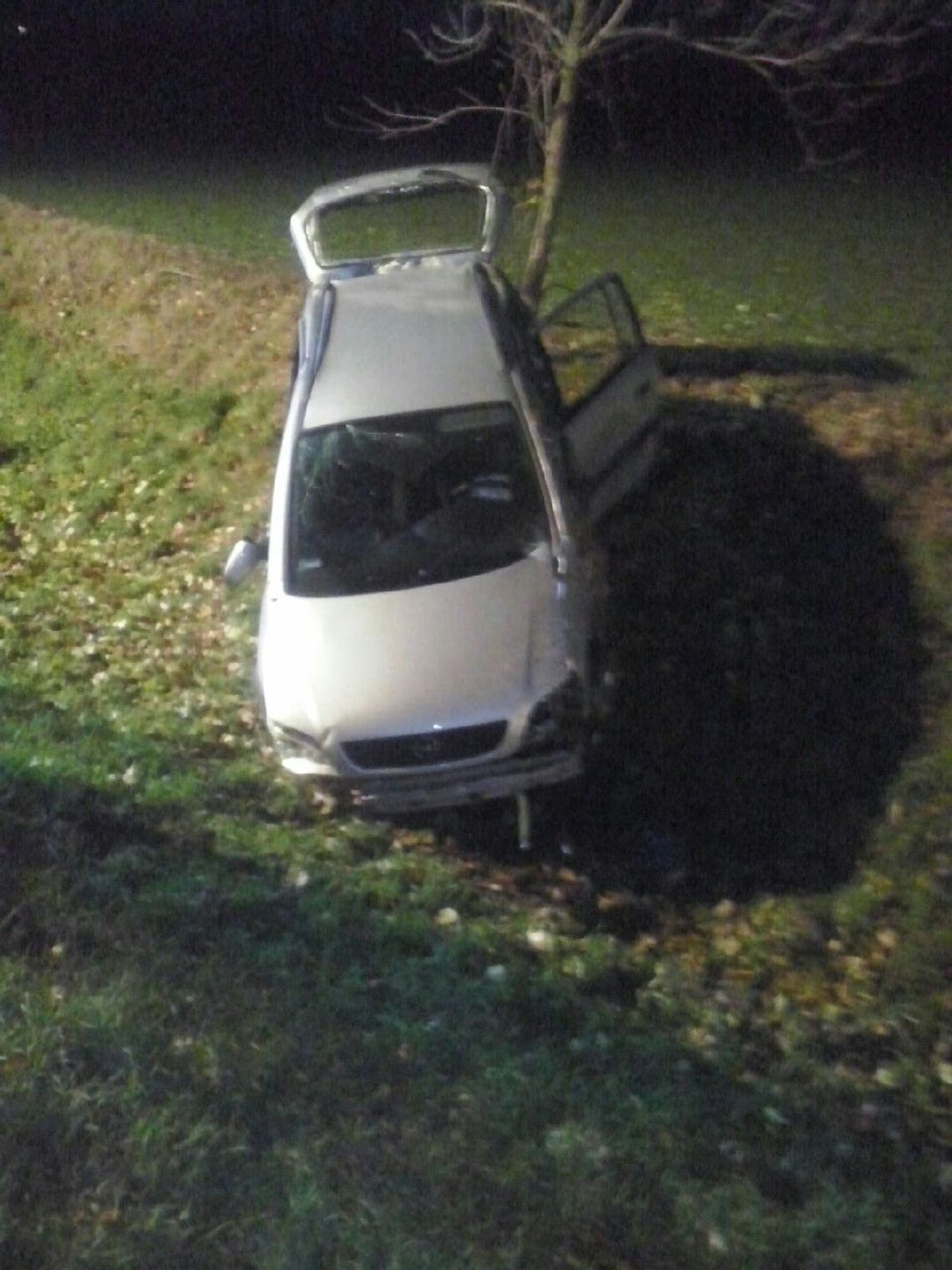 Sprawca wypadku miał zakaz prowadzenia pojazdów!