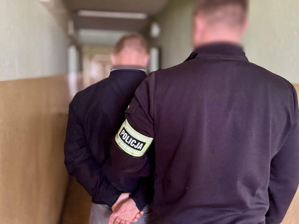 Sprytny złodziej sklepowy kradł kosmetyki „na wykroczenie”. Policjanci rozliczyli go jak przestępcę