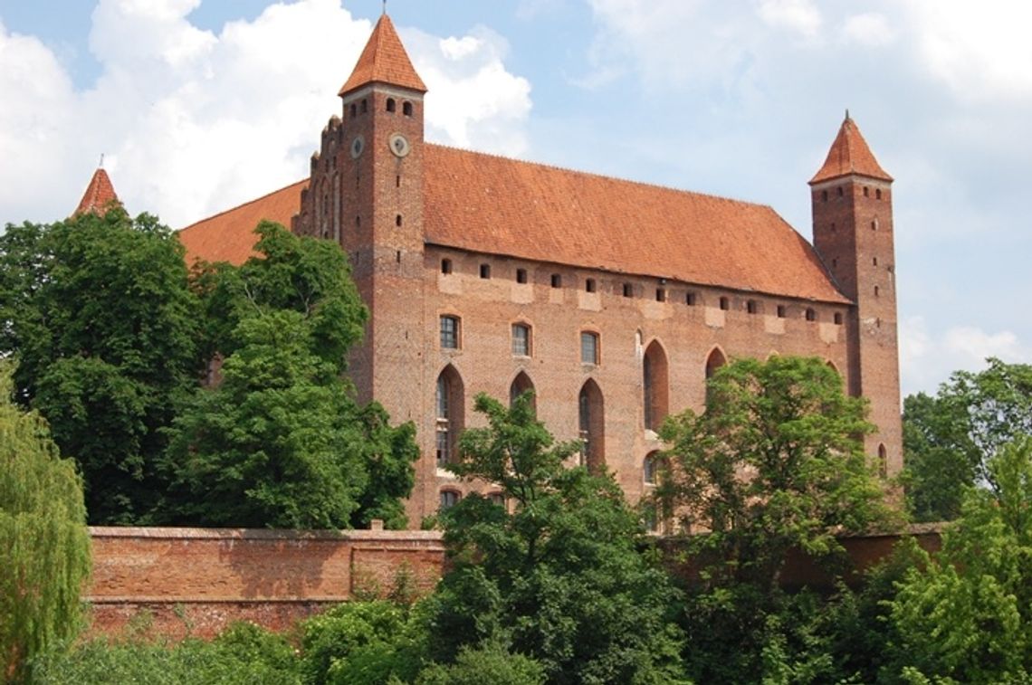 SPRYWATYZOWANY ZAMEK NARODOWY. Polmlek przejmuje zamek w Gniewie i... wiele obiecuje SPRYWATYZOWANY ZAMEK NARODOWY. Polmlek przejmuje zamek w Gniewie i... wiele obiecuje