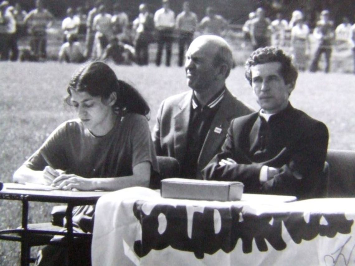 Stan wojenny - pomoc najbardziej potrzebującym Stan wojenny - pomoc najbardziej potrzebującym