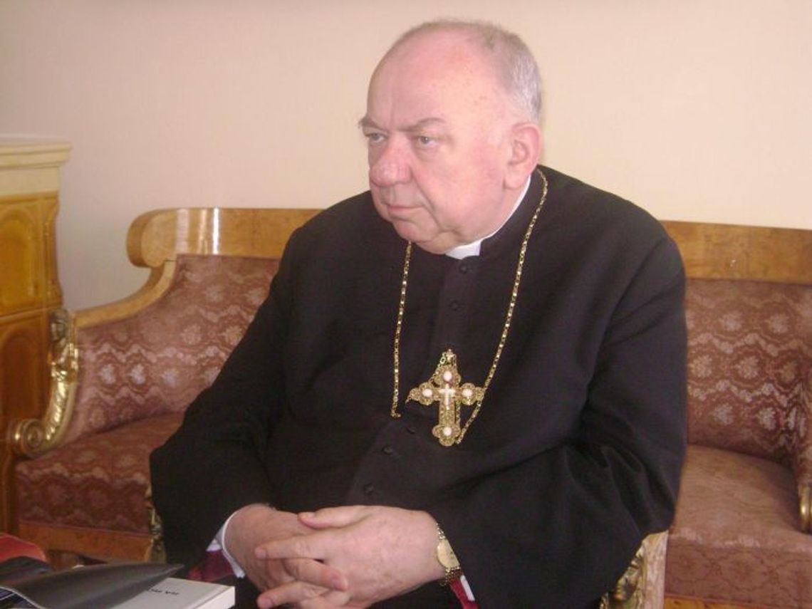 Stan zdrowia biskupa Jana Szlagi ulega poprawie Stan zdrowia biskupa Jana Szlagi ulega poprawie