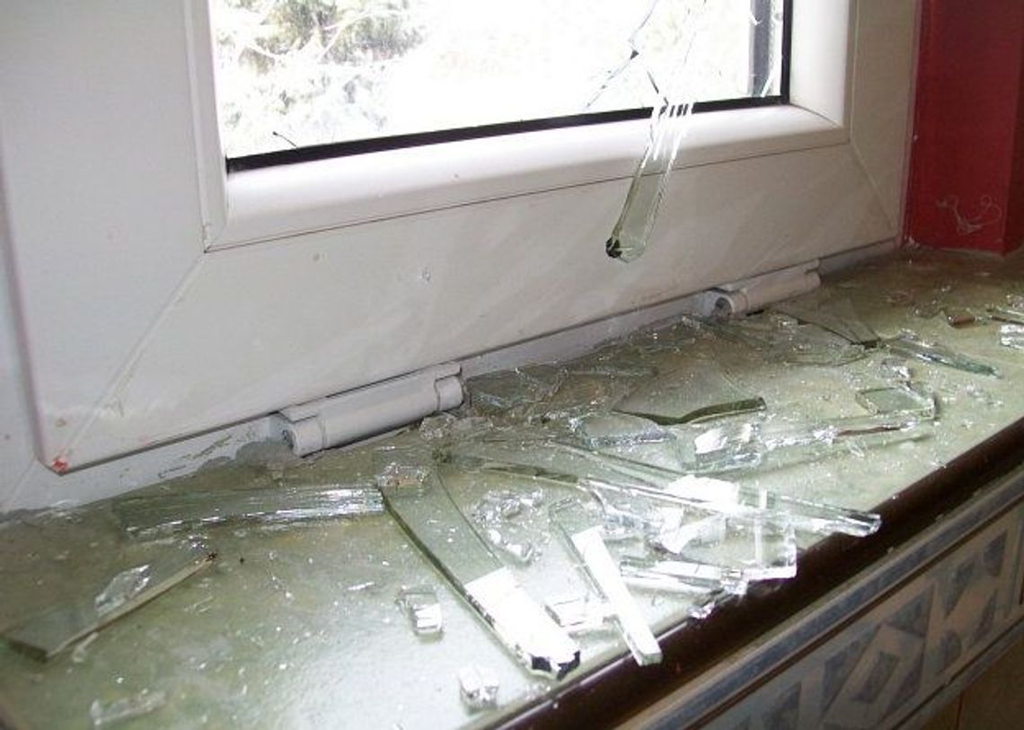 Staną przed sądem. Okradali budynki w Lubichowie, Zblewie i Osiecznej Staną przed sądem. Okradali budynki w Lubichowie, Zblewie i Osiecznej