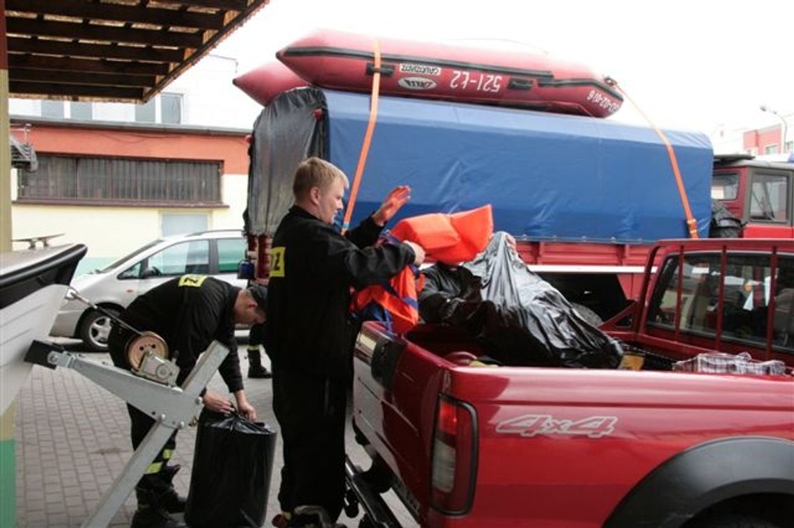 Starogardzcy strażacy ruszyli z pomocą przeciwpowodziową na Powiśle Starogardzcy strażacy ruszyli z pomocą przeciwpowodziową na Powiśle