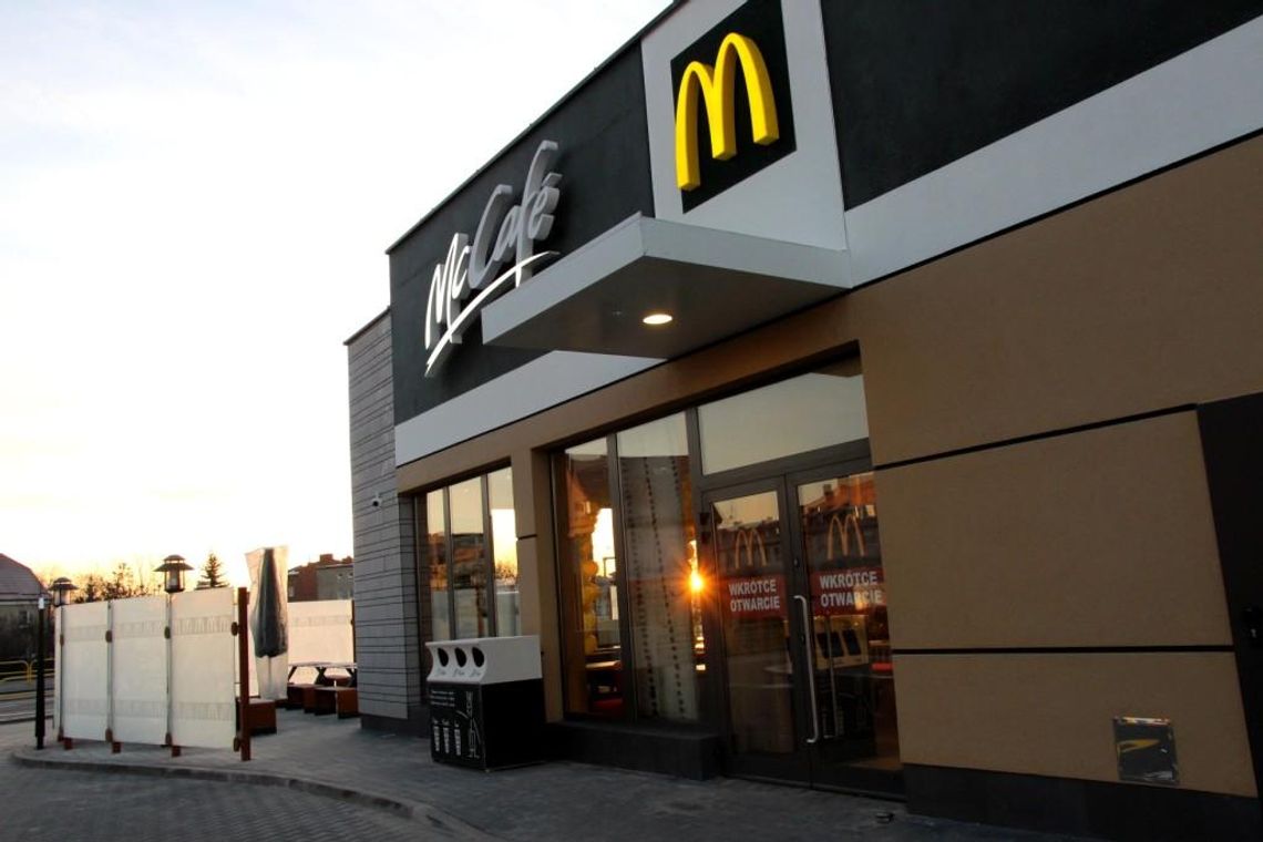 Starogardzki Mc Donald’s prawie gotowy. Dzisiaj trafią do niego pierwsi goście Starogardzki Mc Donald’s prawie gotowy. Dzisiaj trafią do niego pierwsi goście