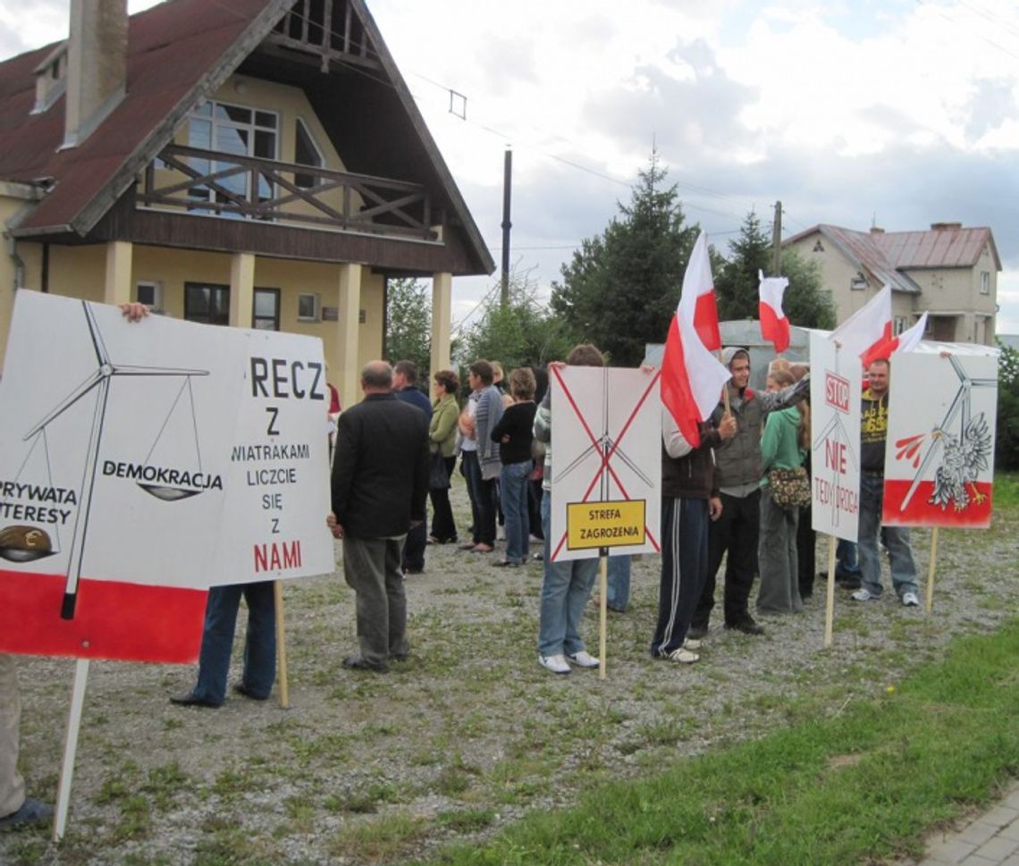 Stop siłowniom wiatrowym na Żuławach Wiślanych! Stop siłowniom wiatrowym na Żuławach Wiślanych!