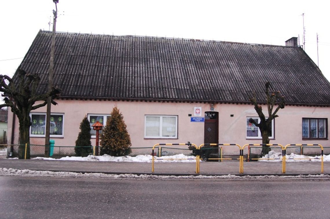 Stowarzyszenie z Częstochowy uratuje wyludnione szkoły? Ważą się losy terenowych podstawówek Stowarzyszenie z Częstochowy uratuje wyludnione szkoły? Ważą się losy terenowych podstawówek