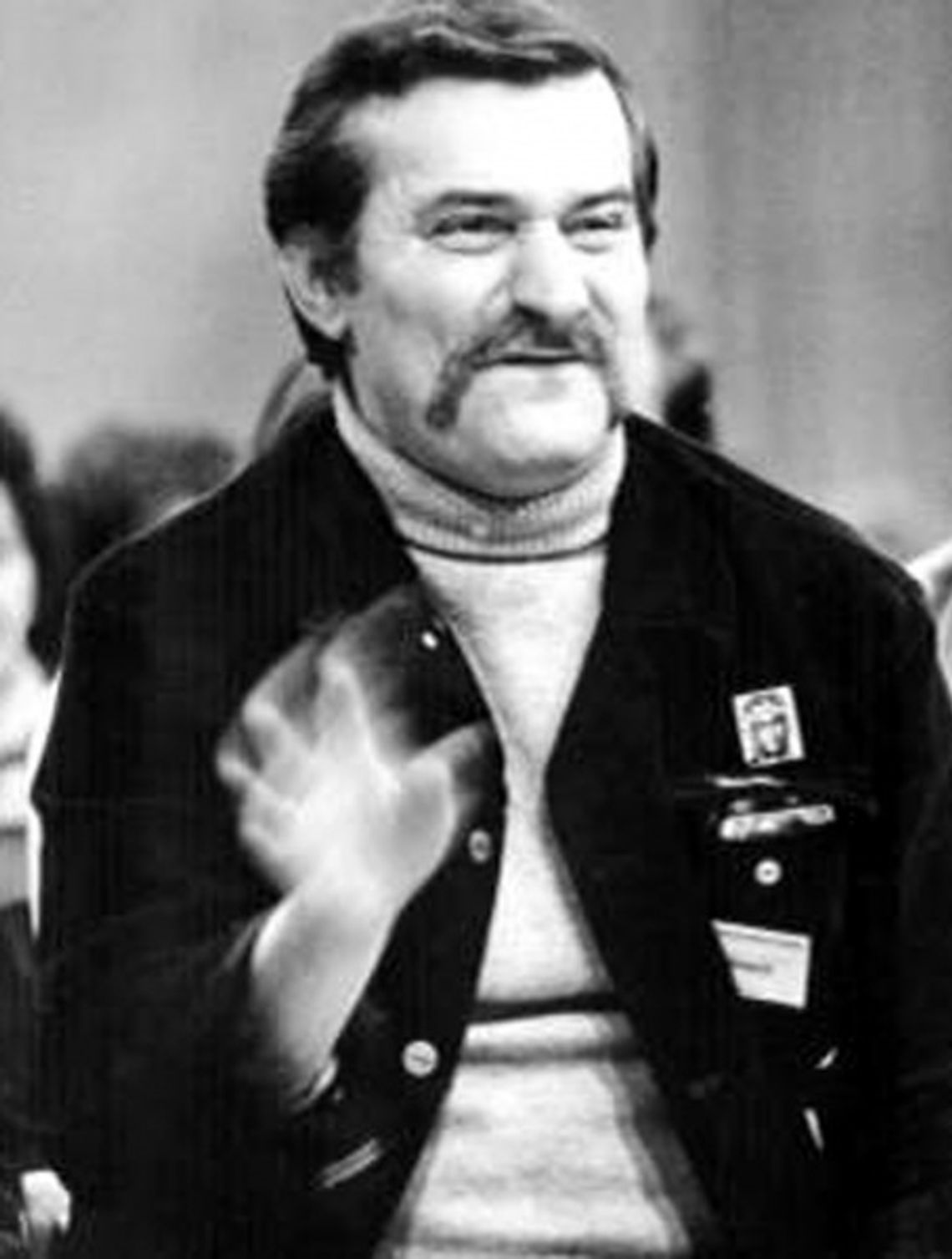 Strajkowy sweter Wałęsy do zbioru pamiątek Strajkowy sweter Wałęsy do zbioru pamiątek