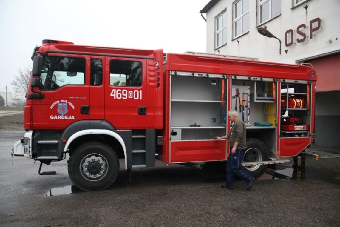 Strażacy mają nowy wóz bojowy Strażacy mają nowy wóz bojowy