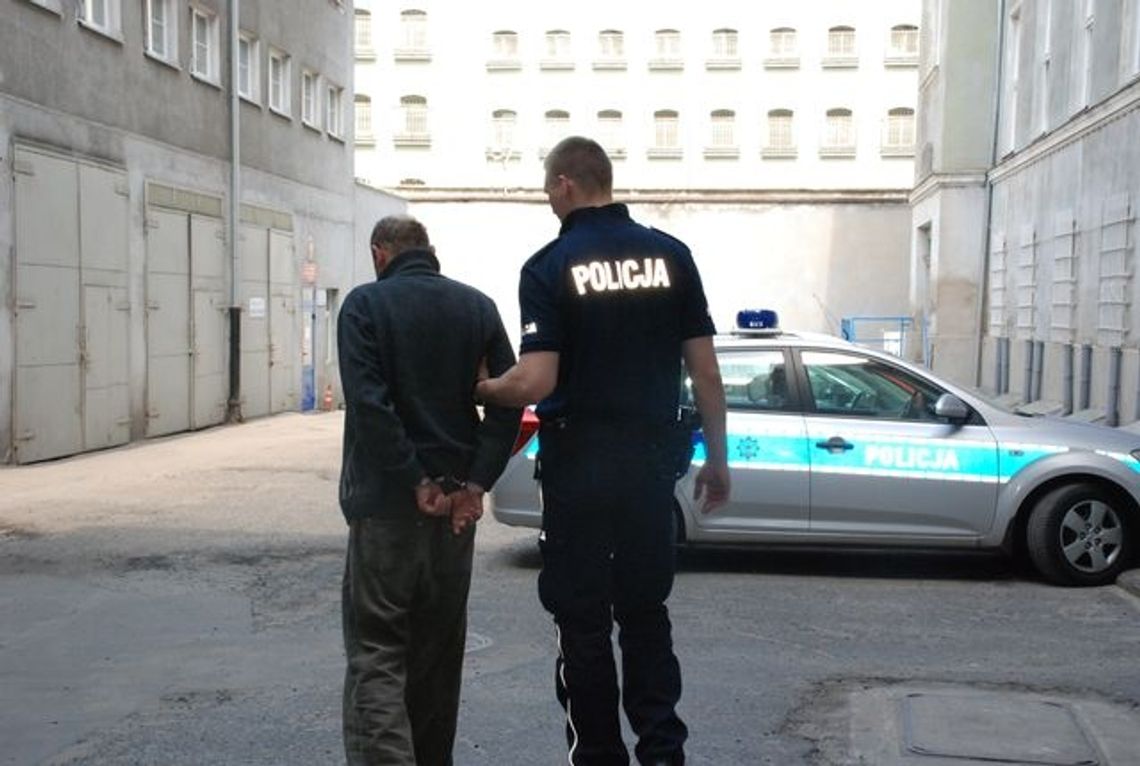 Strzelał z wiatrówki, a potem ukrywał się skulony 