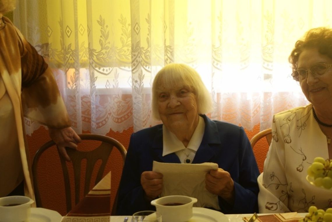 Stulatka o swoim życiu Stulatka o swoim życiu