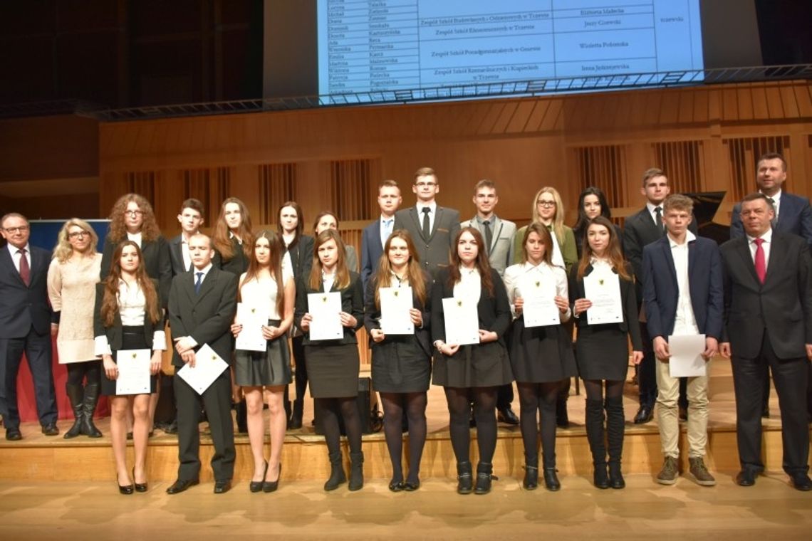 Stypendyści marszałka województwa pomorskiego. Zobacz, kto został wyróżniony! 