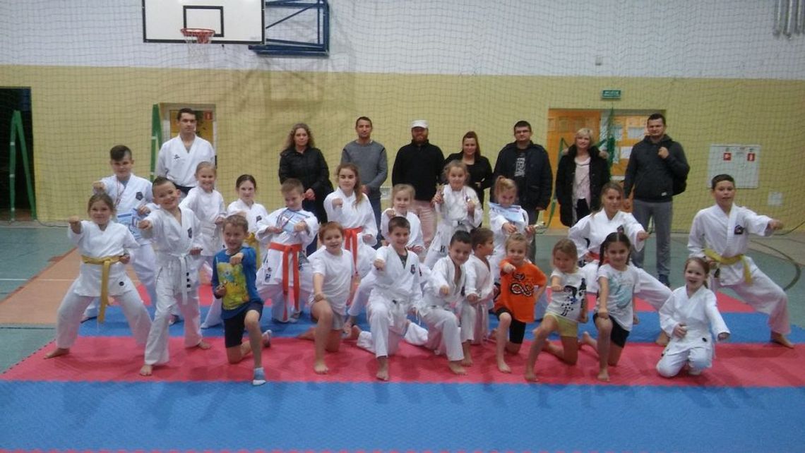 Sukcesy młodych karateków z Suchego Dębu Sukcesy młodych karateków z Suchego Dębu