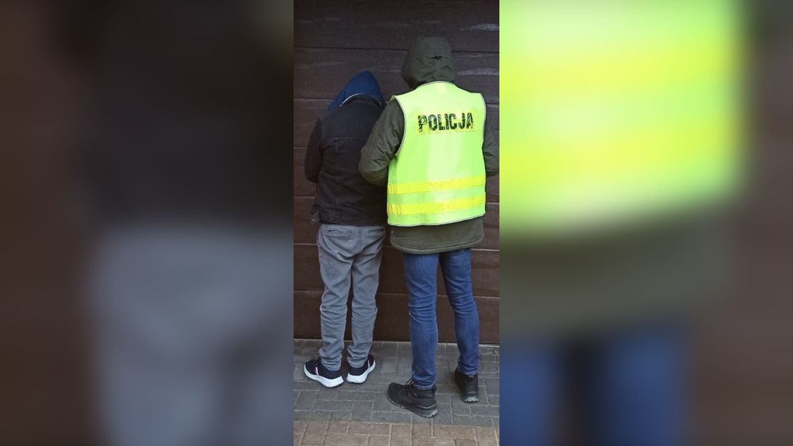 Świadkowie go wskazali alkomat potwierdził. Uderzenie w słup na procentach