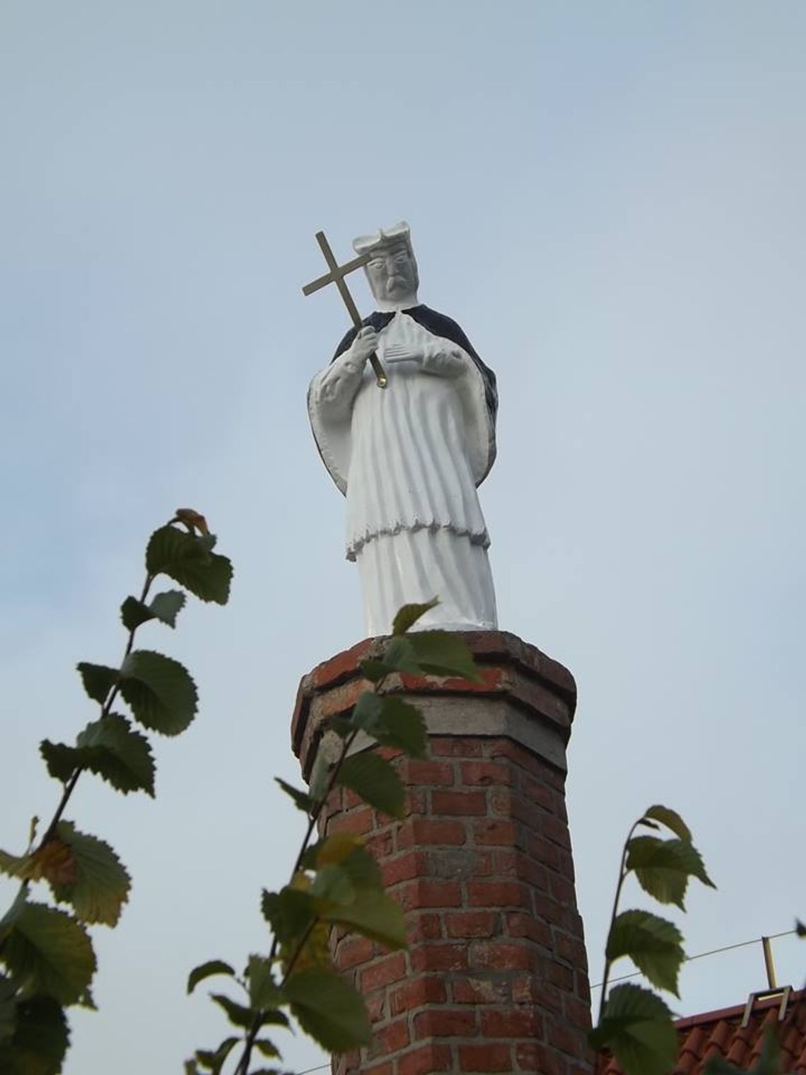 Święty Jan Nepomucen odrestaurowany. Figura sprzed 110 lat odzyskała dawny blask Święty Jan Nepomucen odrestaurowany. Figura sprzed 110 lat odzyskała dawny blask