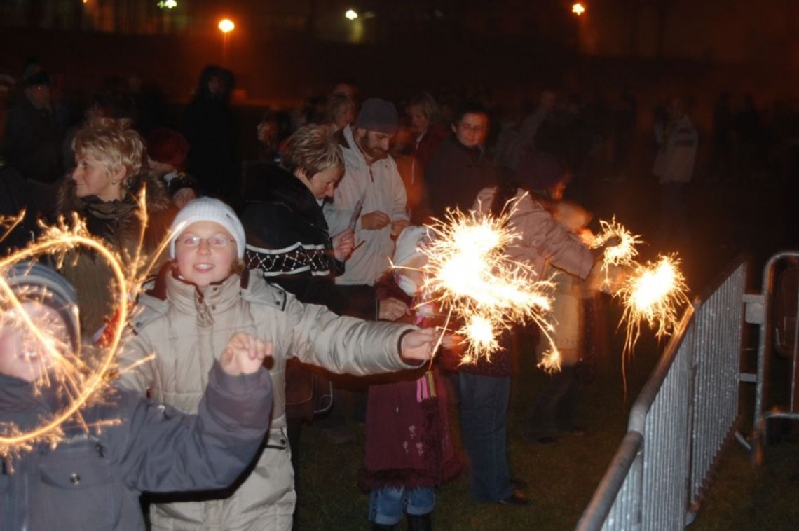 Sylwestrowe tańce i zabawy Sylwestrowe tańce i zabawy