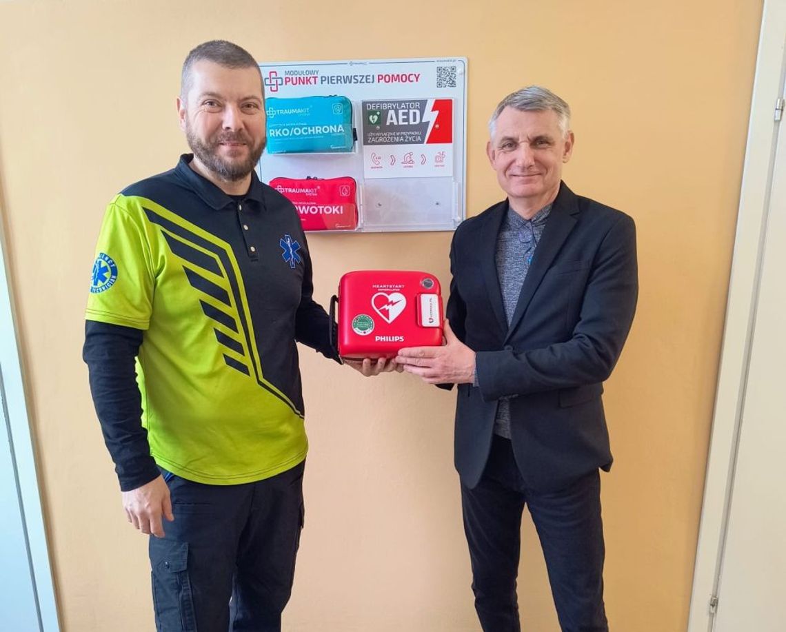 Szkoła Podstawowa nr 1 w Malborku rozszerza miejski system AED