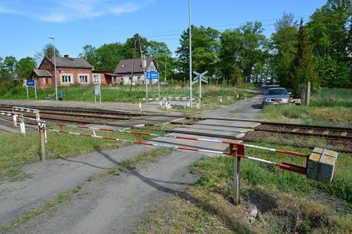 Szlaban na dojazd. Rogatki poprawiają bezpieczeństwo czy zagrażają życiu? 