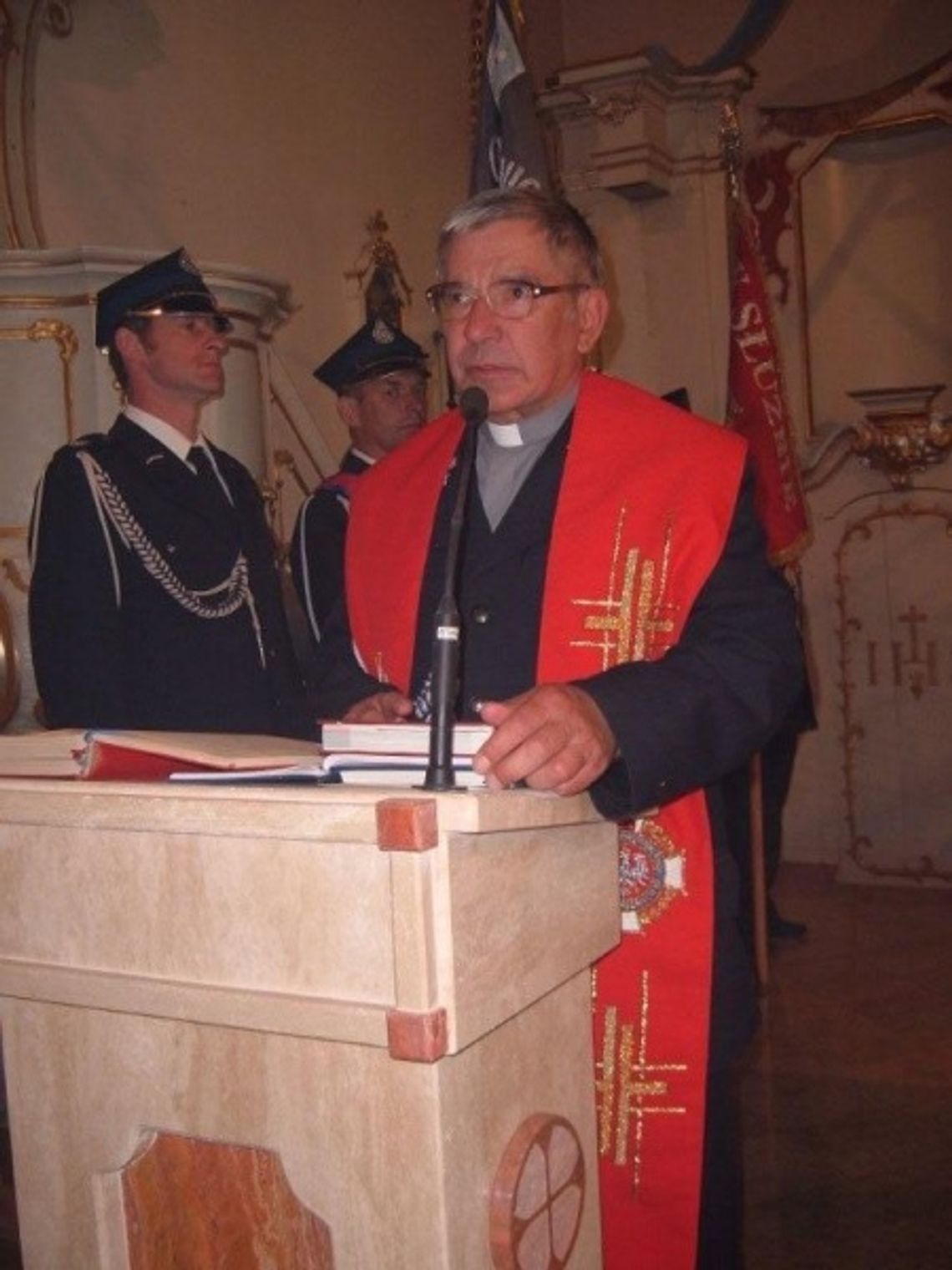 Sztandar na stulecie Sztandar na stulecie