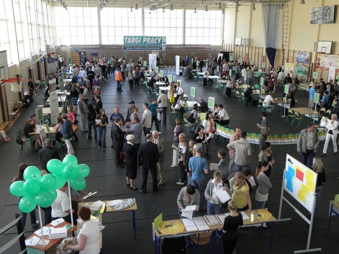 Szukali zatrudnienia. W ZSE odbyły największe w powiecie Targi Pracy Szukali zatrudnienia. W ZSE odbyły największe w powiecie Targi Pracy