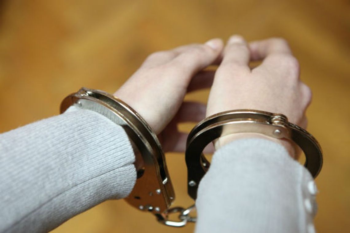 Tczewianin ukrywał się przed policją. Ktoś zawiadomił, że jest w jednym z mieszkań