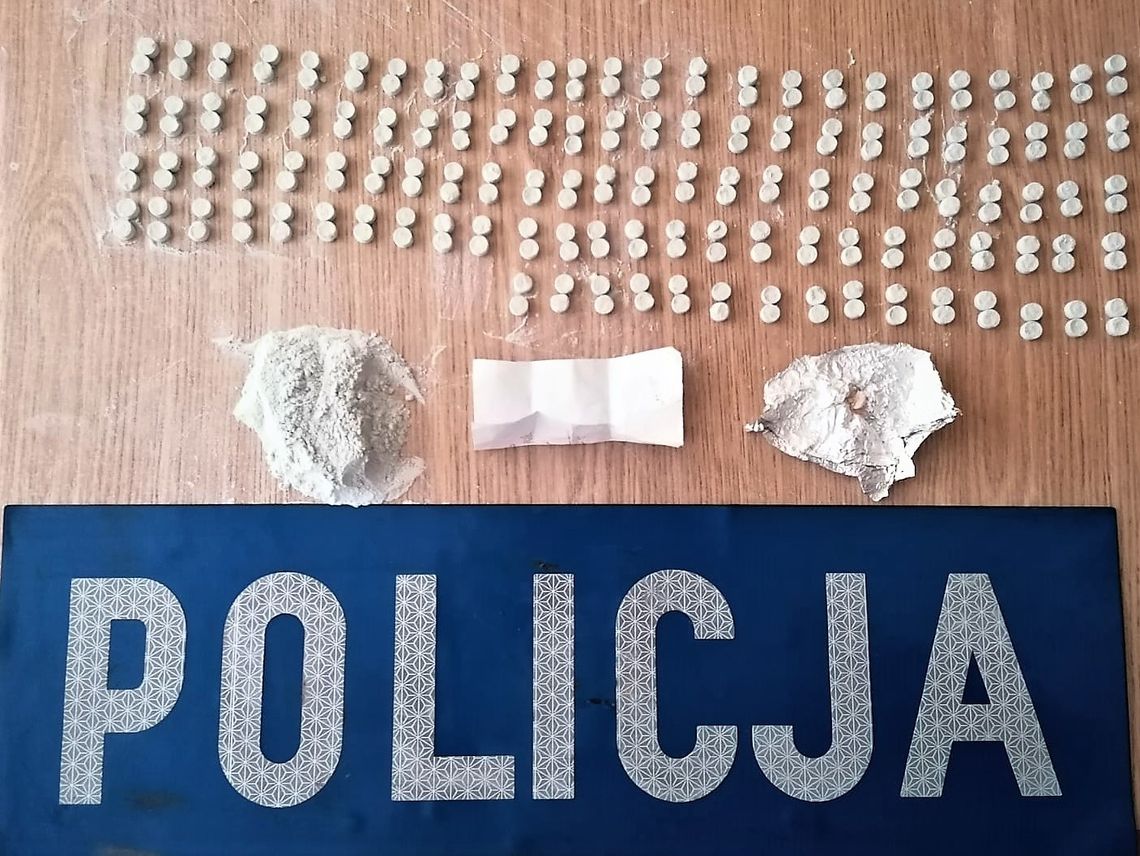 Tczewska policja zabezpieczyła 230 tabletek extazy i amfetaminę