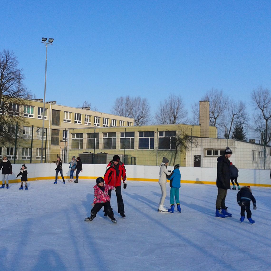Tczewskie lodowisko "Biały Orlik" już czynne! Tczewskie lodowisko "Biały Orlik" już czynne!