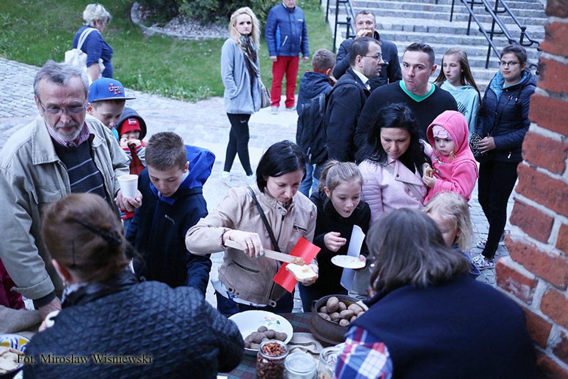 Tłumy mieszkańców podczas „Nocy muzeów” Tłumy mieszkańców podczas „Nocy muzeów”