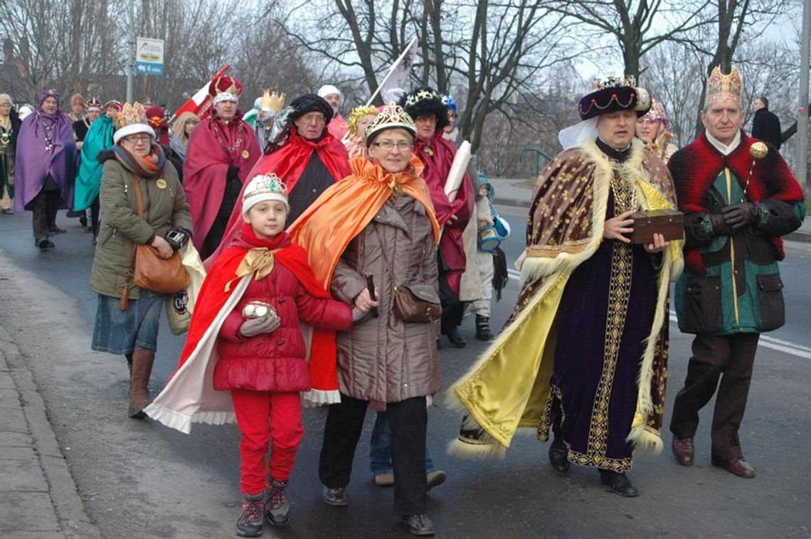 Tłumy na Orszaku Trzech Króli w Tczewie! (ZDJĘCIA) Tłumy na Orszaku Trzech Króli w Tczewie! (ZDJĘCIA)