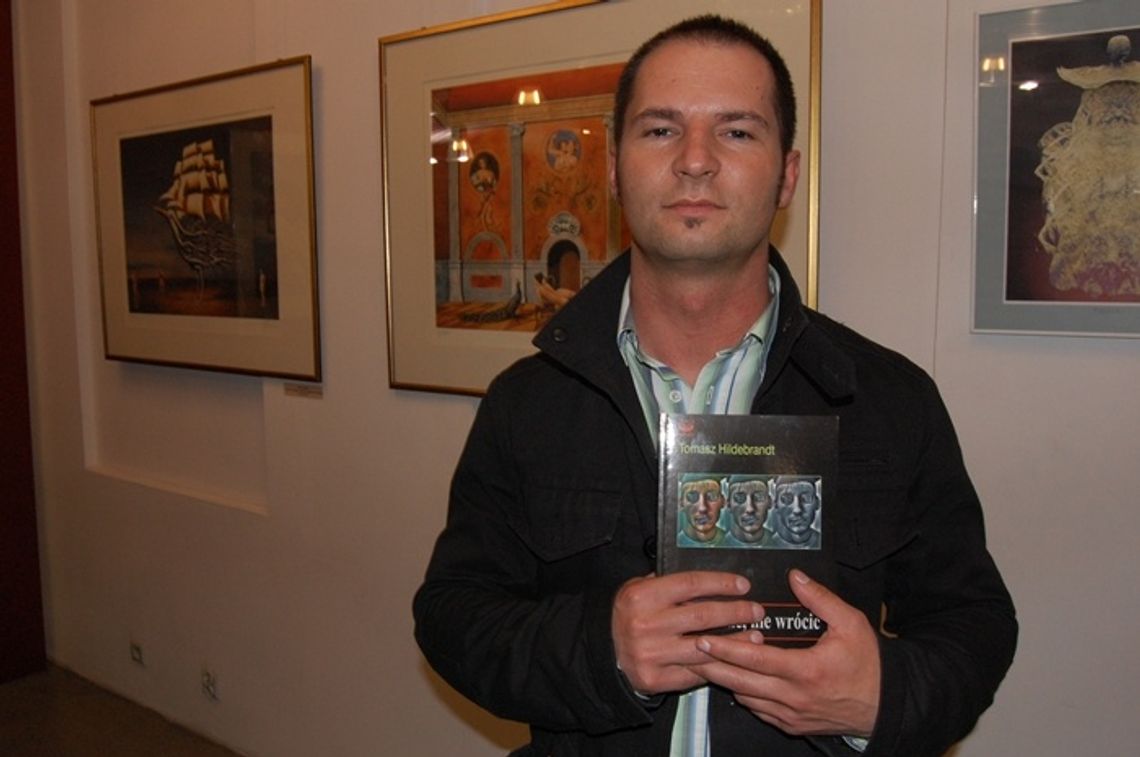 Tomasz Hildebrandt: „Wyjechać i nie wrócić” Tomasz Hildebrandt: „Wyjechać i nie wrócić”