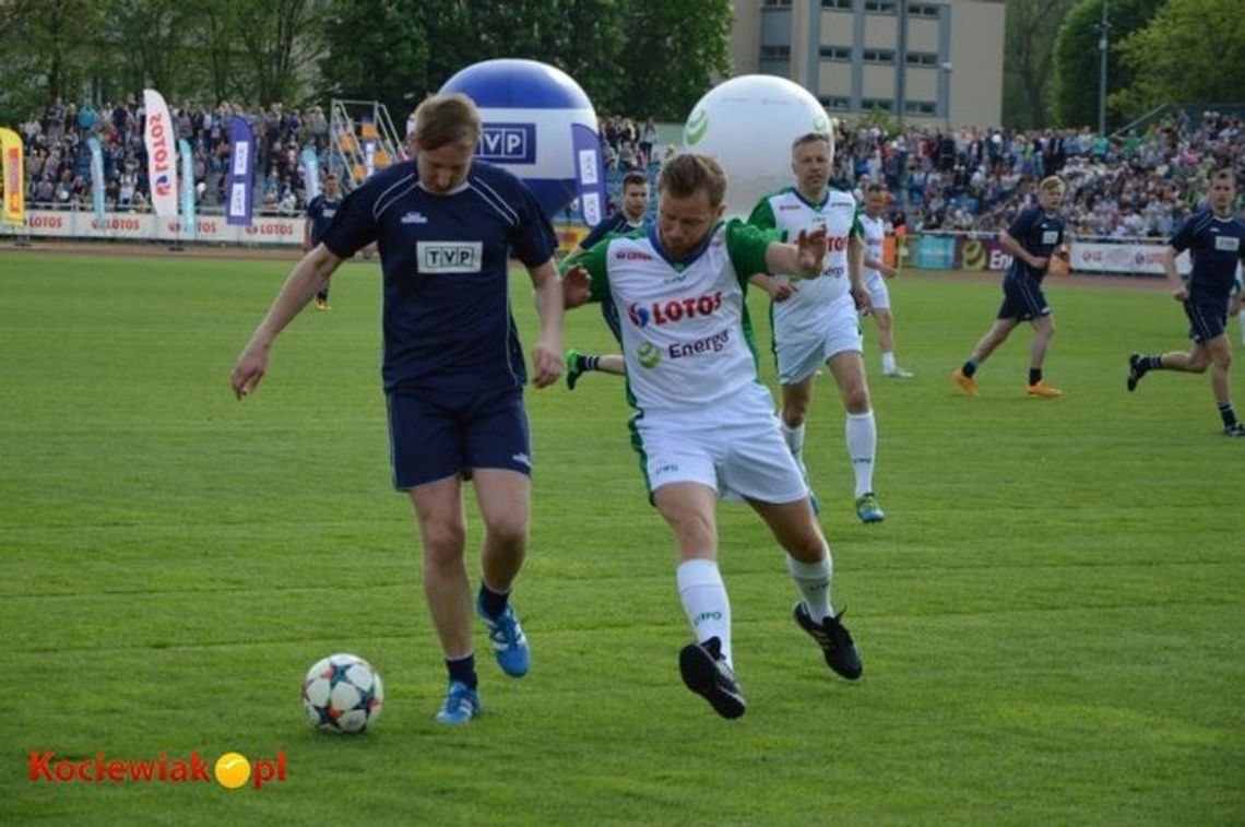 Towarzyski mecz piłki nożnej Deyna Team vs. reprezentacjaTVP Towarzyski mecz piłki nożnej Deyna Team vs. reprezentacjaTVP