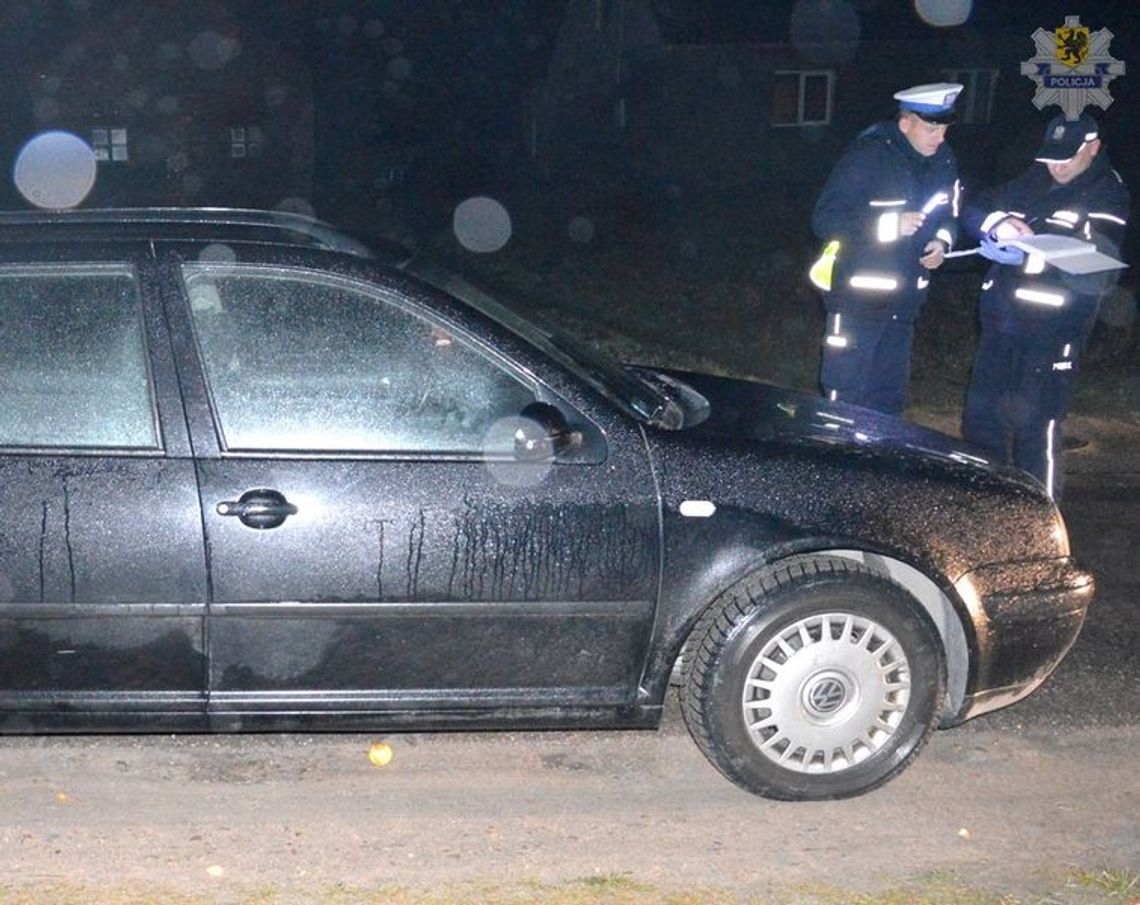 TRAGEDIA NA DRODZE. Osobówka śmiertelnie potrąciła rowerzystkę