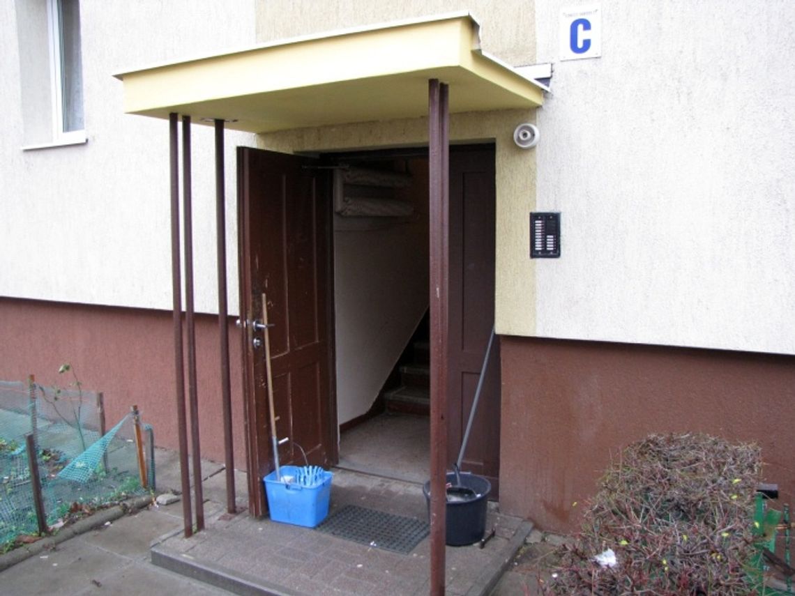 Tragiczny finał małżeńskiej kłótni. Problemy alkoholowe rodziny zakończyły się nieszczęściem. Grozi jej dożywocie Tragiczny finał małżeńskiej kłótni. Problemy alkoholowe rodziny zakończyły się nieszczęściem. Grozi jej dożywocie