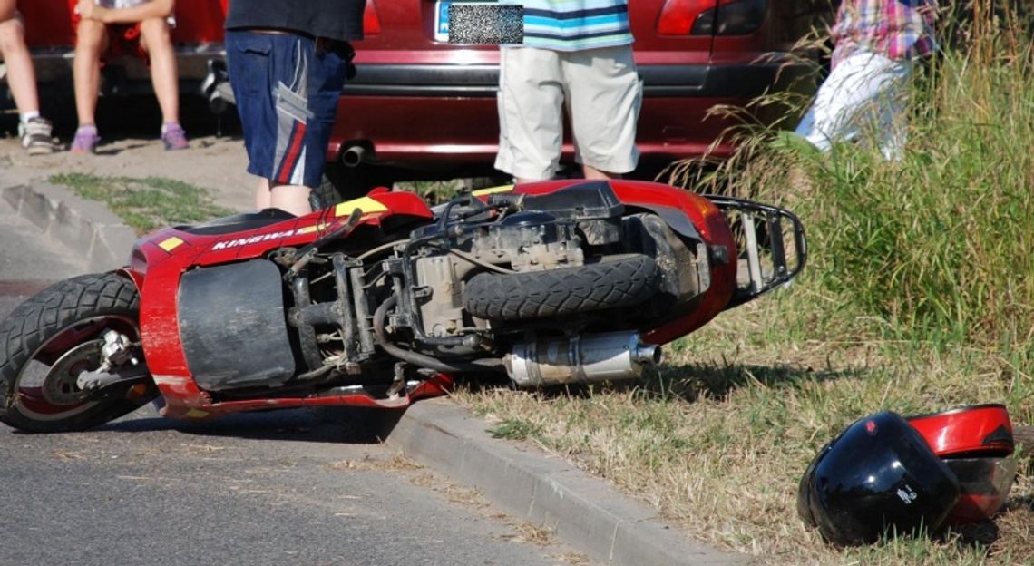 Tragiczny wypadek. 16-latek uderzył skuterem w słup