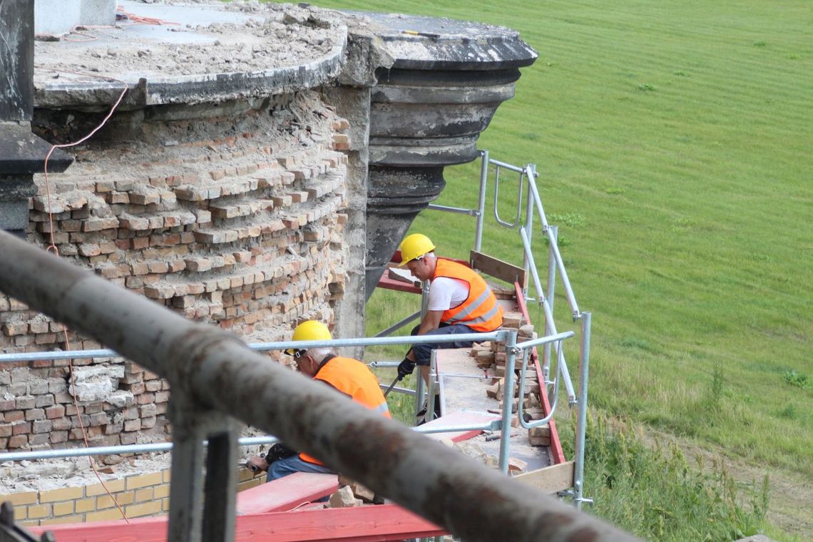 Trwa remont zabytkowego filara na Moście Tczewskim Trwa remont zabytkowego filara na Moście Tczewskim