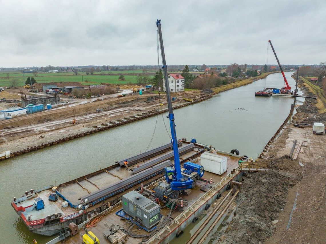 Trwają intensywane prace przy II etapie drogi wodnej łączącej Zalew Wiślany z Zatoką Gdańską