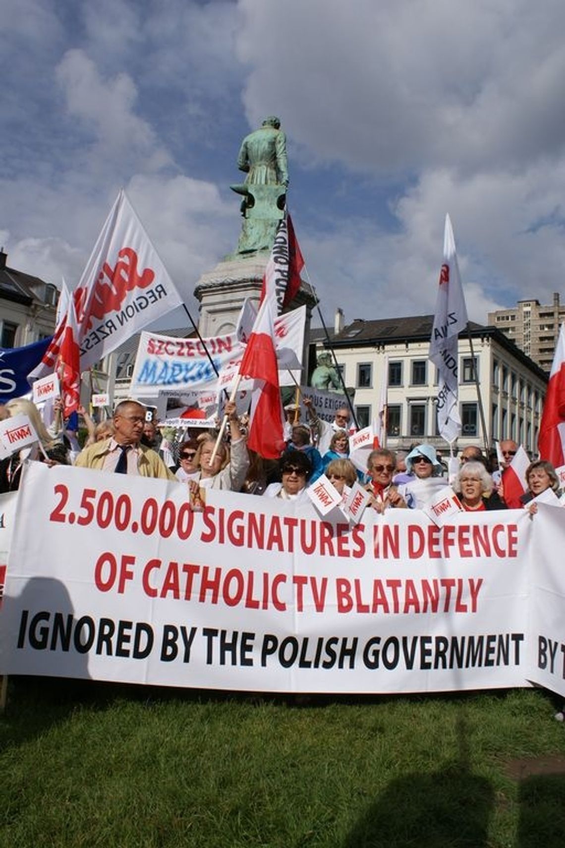 Trwam w Brukseli - w obronie wolności słowa Trwam w Brukseli - w obronie wolności słowa