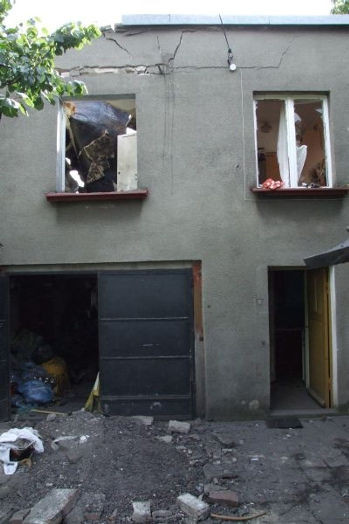 Trzy osoby ranne w wybuchu gazu Trzy osoby ranne w wybuchu gazu