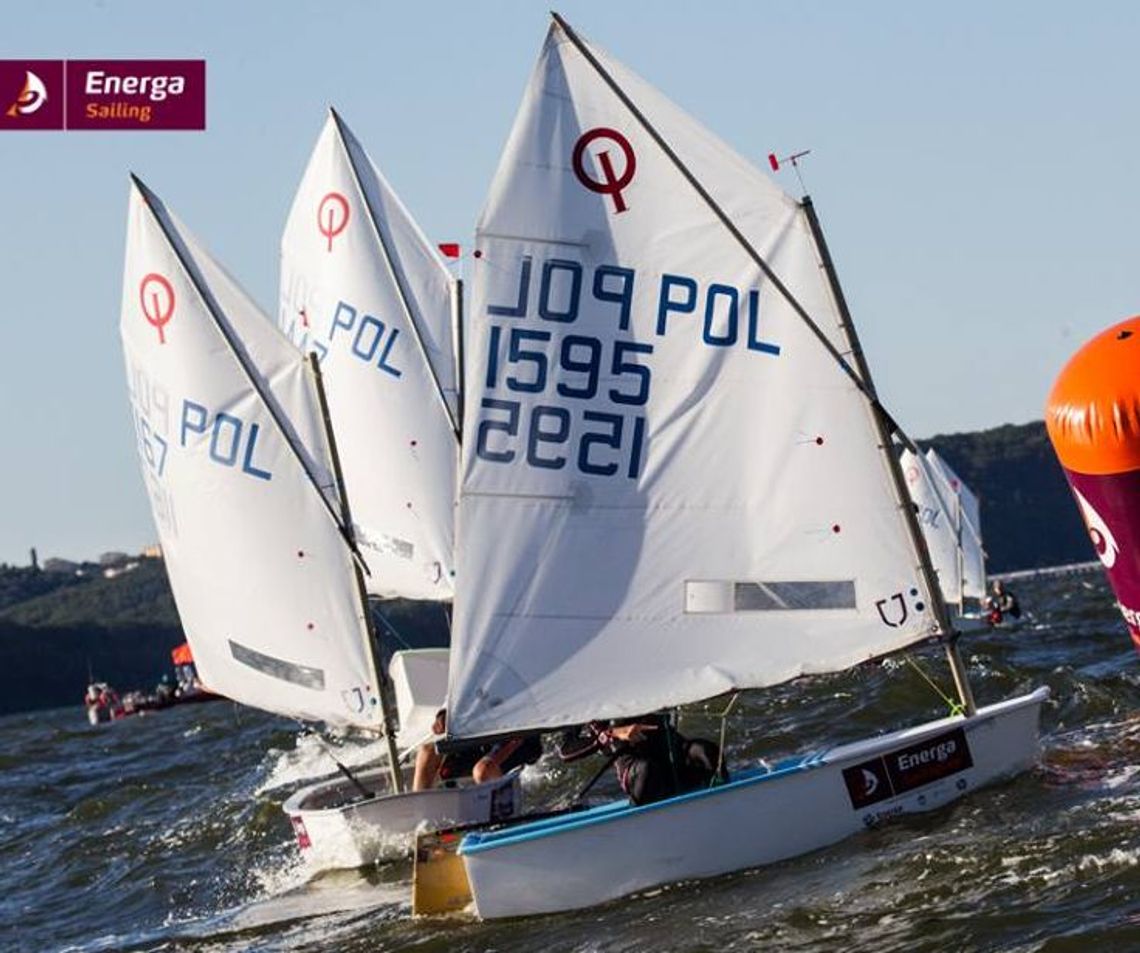 Trzynastu stypendystów Funduszu Rozwoju Młodych Talentów!