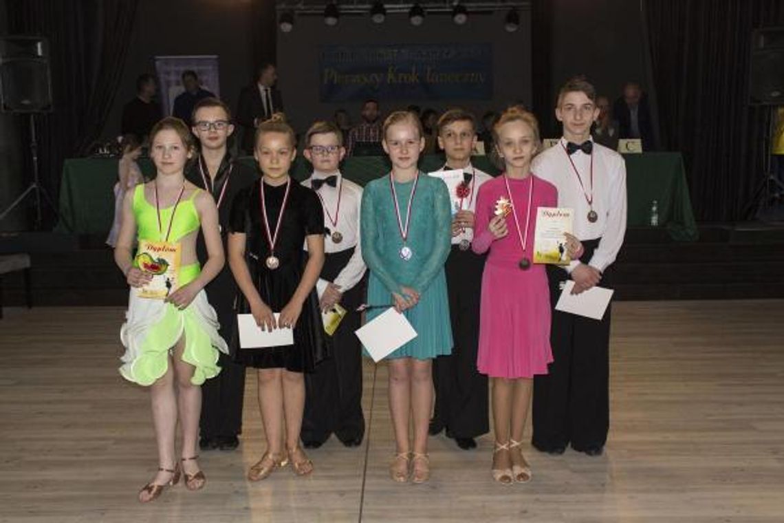 Turniej Tańca Towarzyskiego "Pierwszy Krok Taneczny" Turniej Tańca Towarzyskiego "Pierwszy Krok Taneczny"