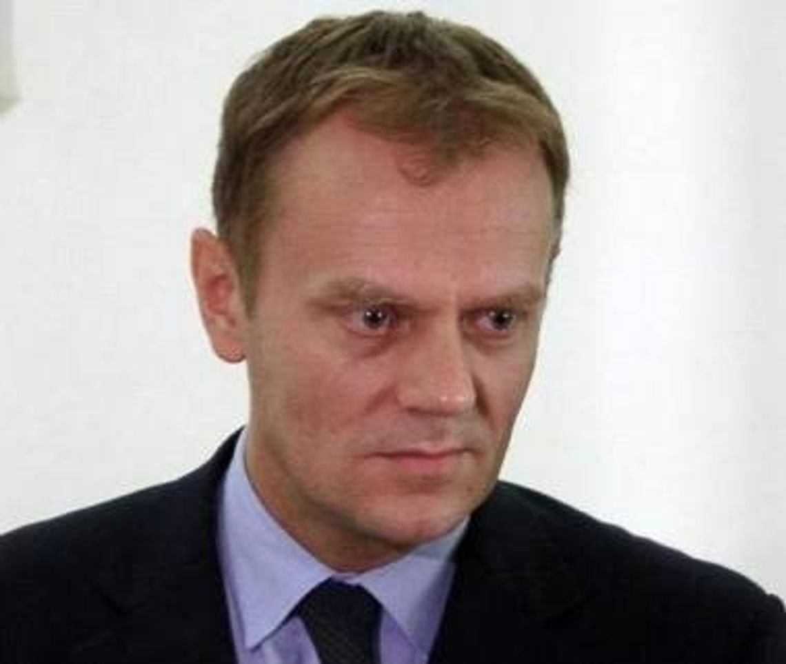 Tusk chce być premierem w rządzie PO-LiD i jest gotów na wojnę z prezydentem