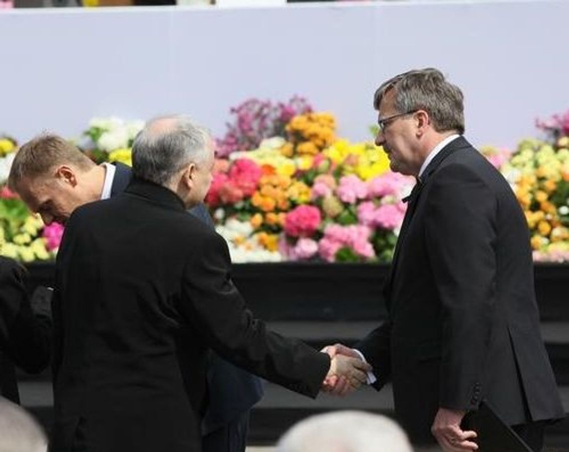 TYLKO 4,5 PROC. RÓŻNICY. KOMOROWSKI - 41.22 KACZYŃSKI - 36.74 TYLKO 4,5 PROC. RÓŻNICY. KOMOROWSKI - 41.22 KACZYŃSKI - 36.74