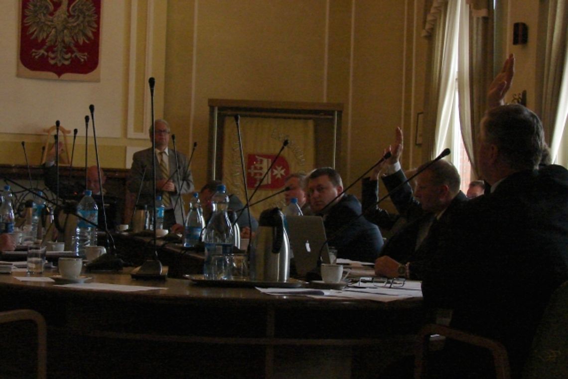 Uchwalono absolutorium z tytułu wykonania budżetu za 2013 r. dla prezydenta miasta