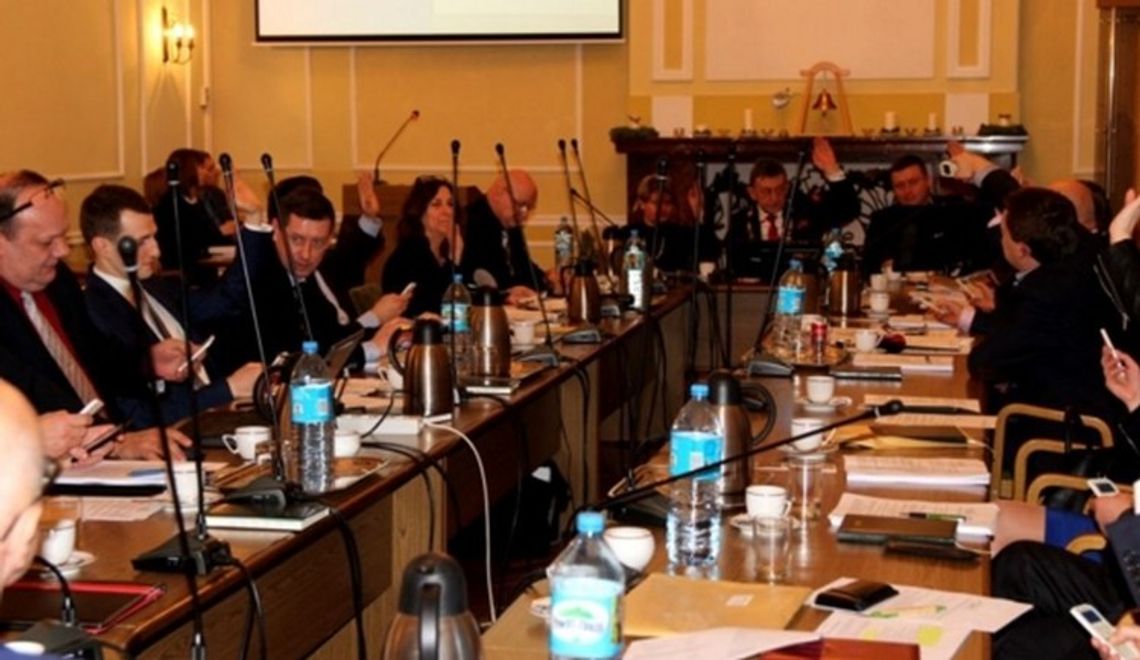 Uchwalono budżet miasta na 2017 rok. Zobacz, jakie inwestycje zostaną zrealizowane! Uchwalono budżet miasta na 2017 rok. Zobacz, jakie inwestycje zostaną zrealizowane!