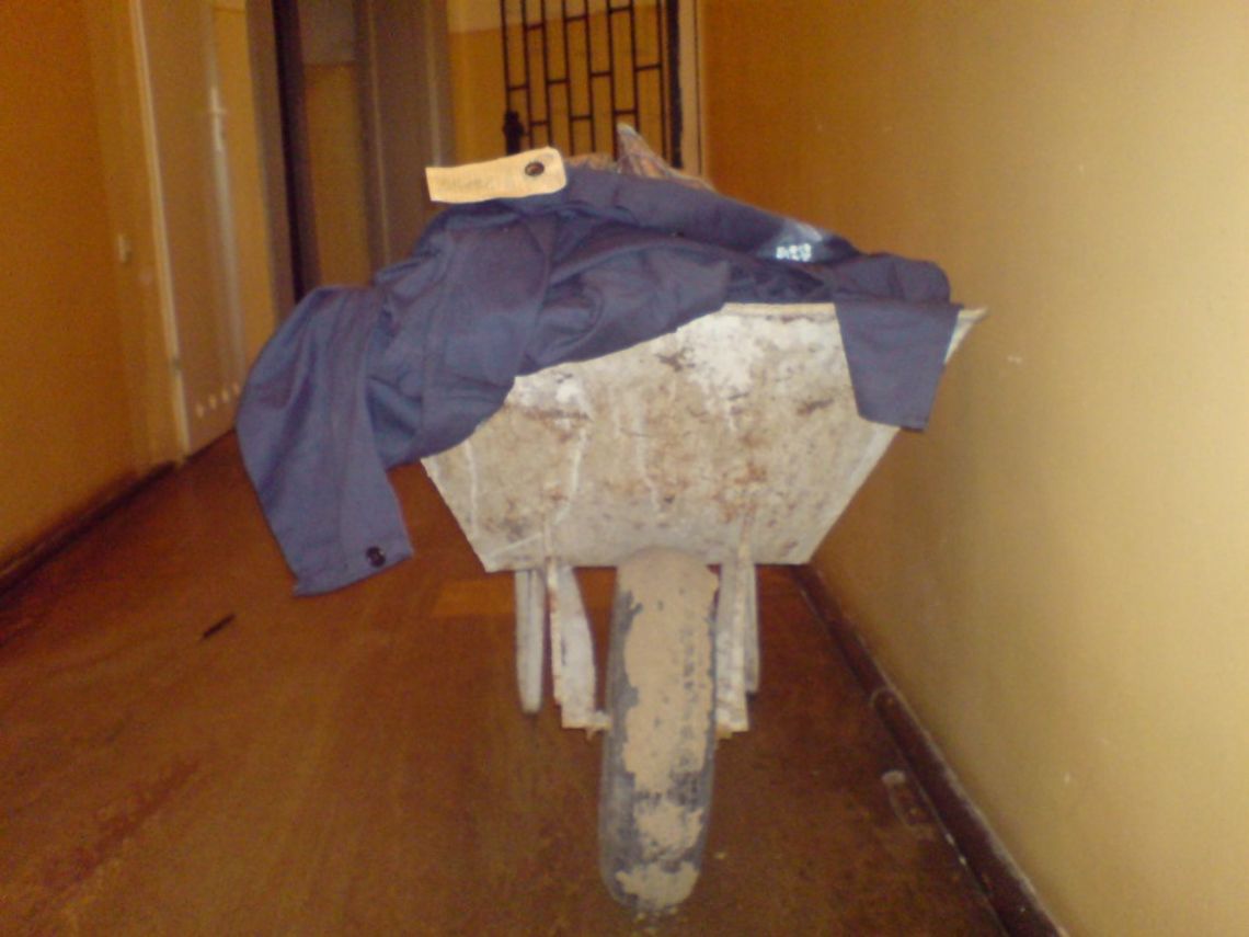 Uciekał z taczką Uciekał z taczką