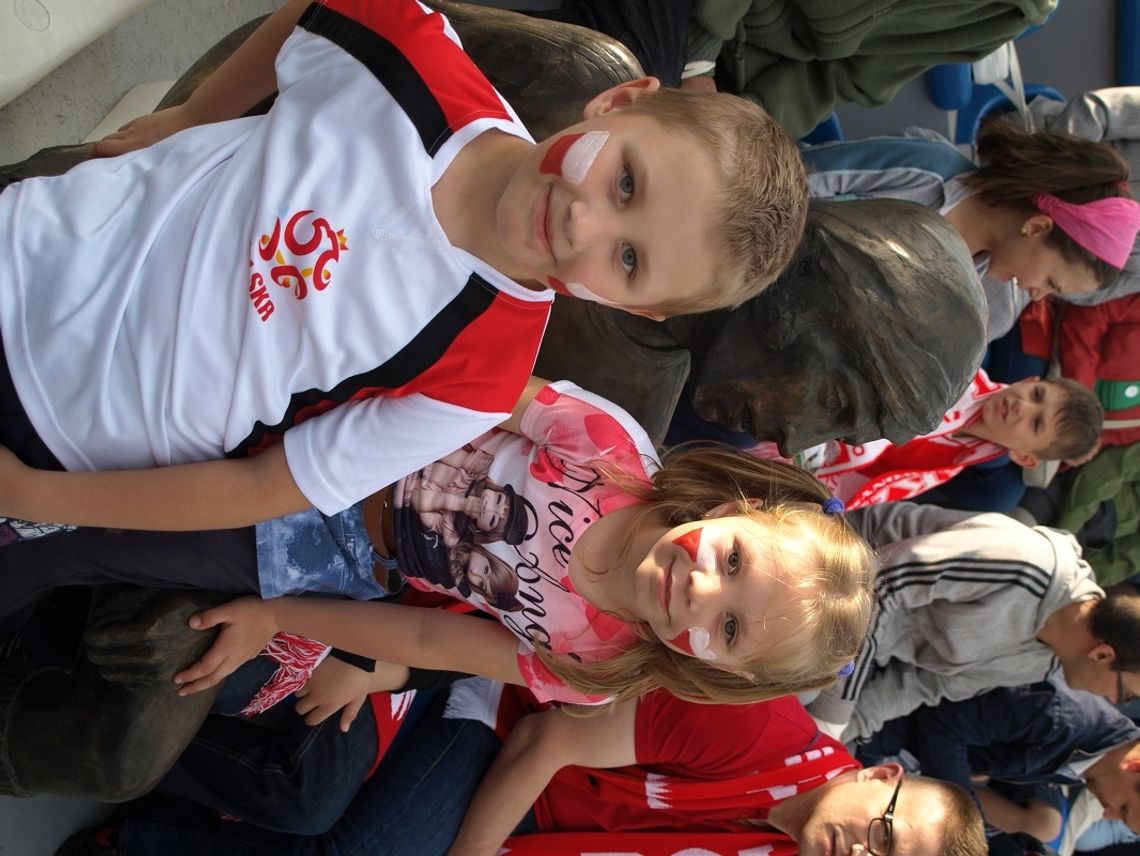 Udane otwarcie. Rodzinna atmosfera i przegrany mecz Polek Udane otwarcie. Rodzinna atmosfera i przegrany mecz Polek