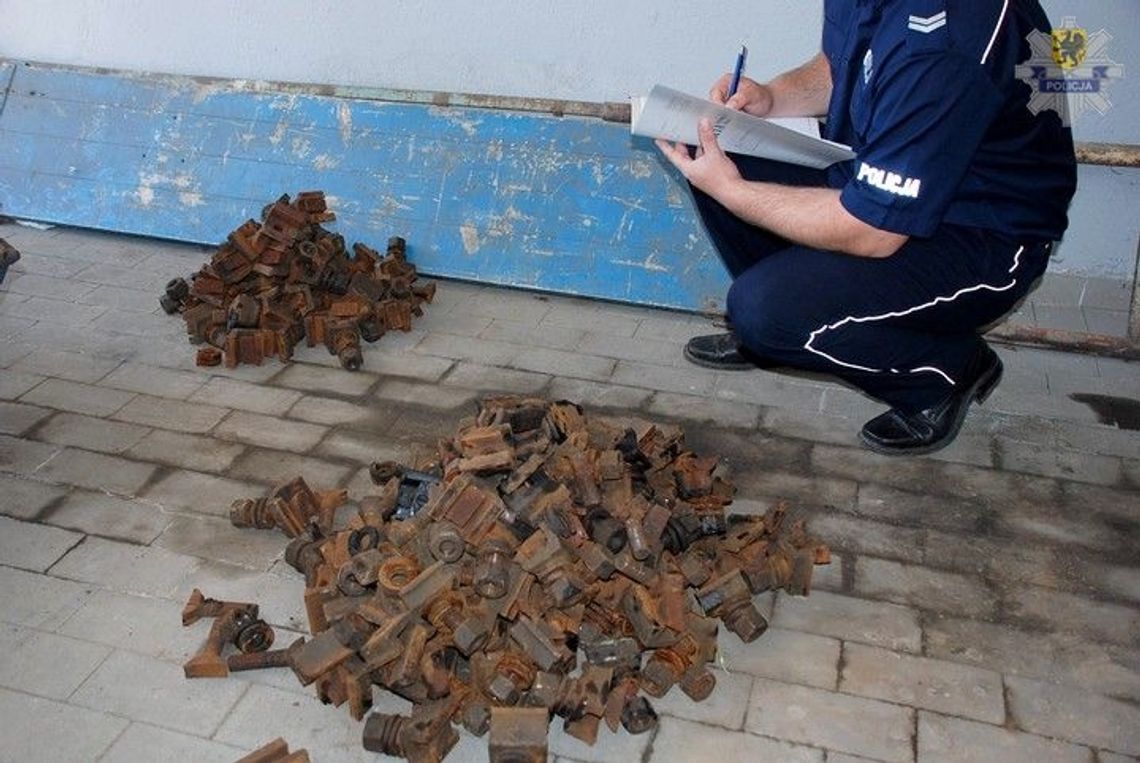 Ukradli ćwierć tony śrub