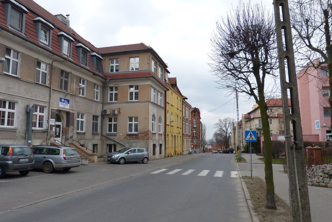 Ul. Paderewskiego będzie jednokierunkowa? „Życie pacjentów byłoby narażone” Ul. Paderewskiego będzie jednokierunkowa? „Życie pacjentów byłoby narażone”