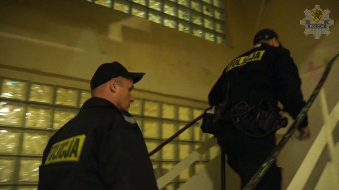 Uratowali 16-latkę, która próbowała targnąć się na własne życie Uratowali 16-latkę, która próbowała targnąć się na własne życie