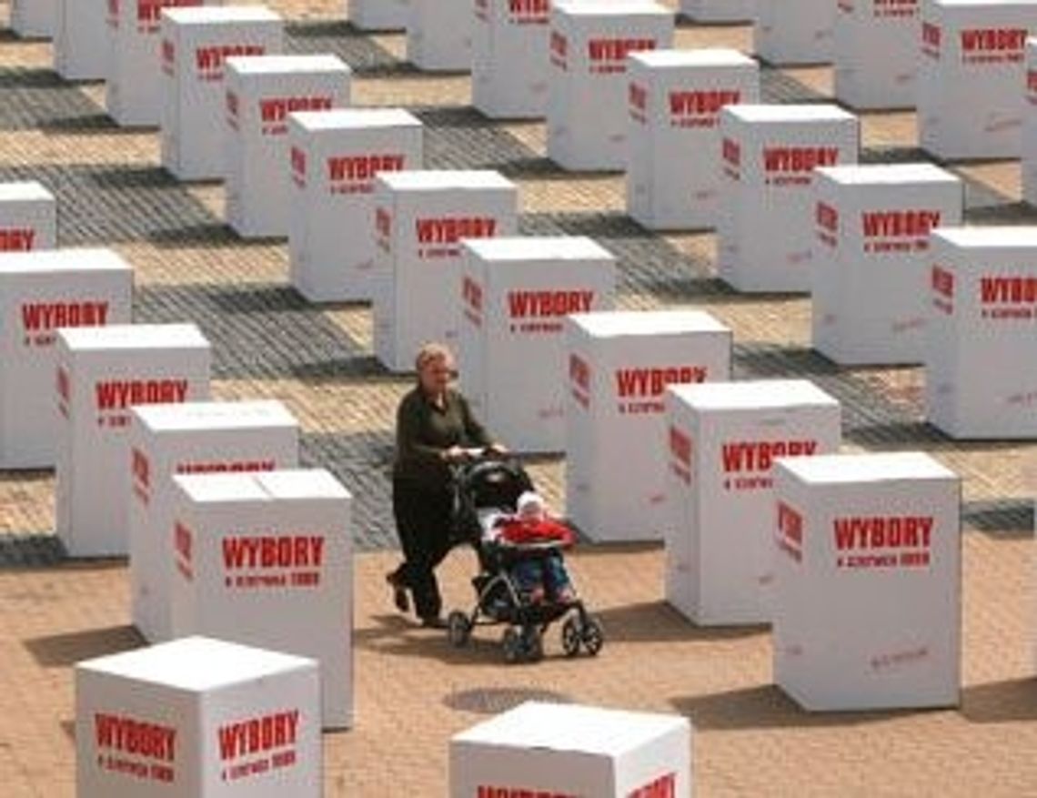 Urny "częściowej wolności" Urny "częściowej wolności"