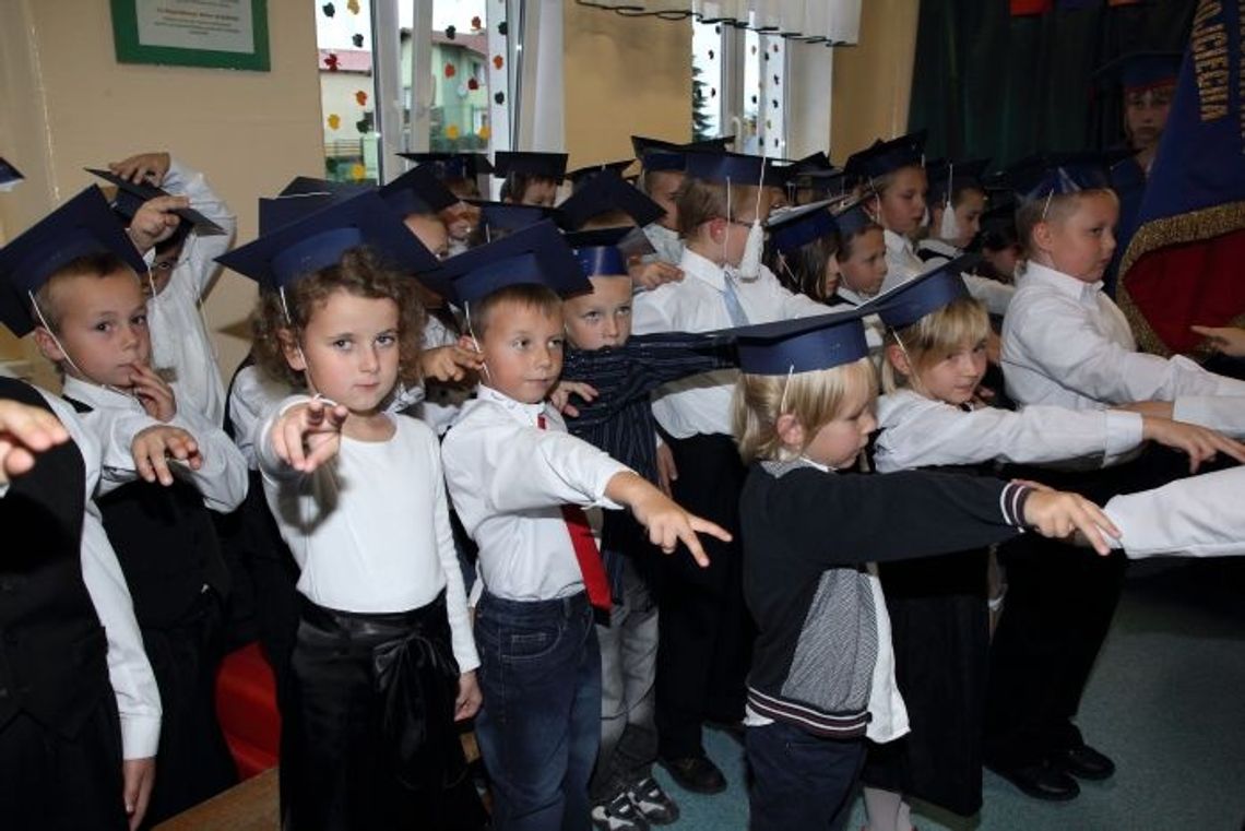 Uroczyste ślubowanie pierwszoklasistów w SP nr 8 Uroczyste ślubowanie pierwszoklasistów w SP nr 8